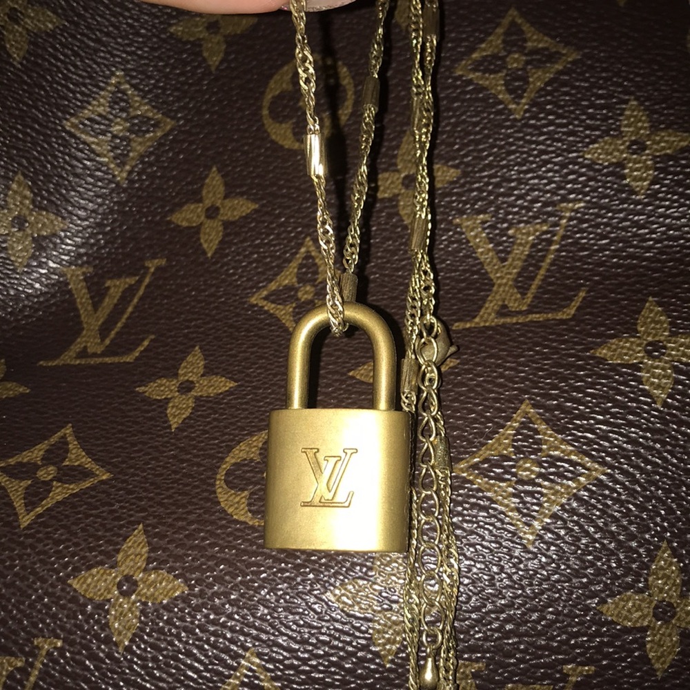 Lv lock and necklace
